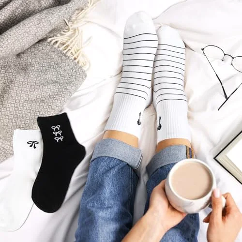 9 Pairs Cute Floral Socks Women Bow Ankle Crew Socks with Ruffle Tulip Flower Cottagecore Frilly Cotton Knitted Gifts view 3